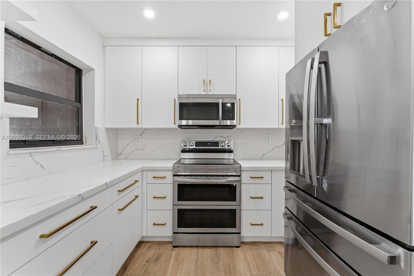 121 Southwest 71st Avenue Miami, FL 33144 - Photo 24 of 32