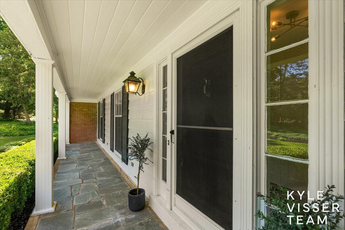 2089 Robinson Road Southeast Grand Rapids, MI 49506 - Photo 4 of 73 Front Porch