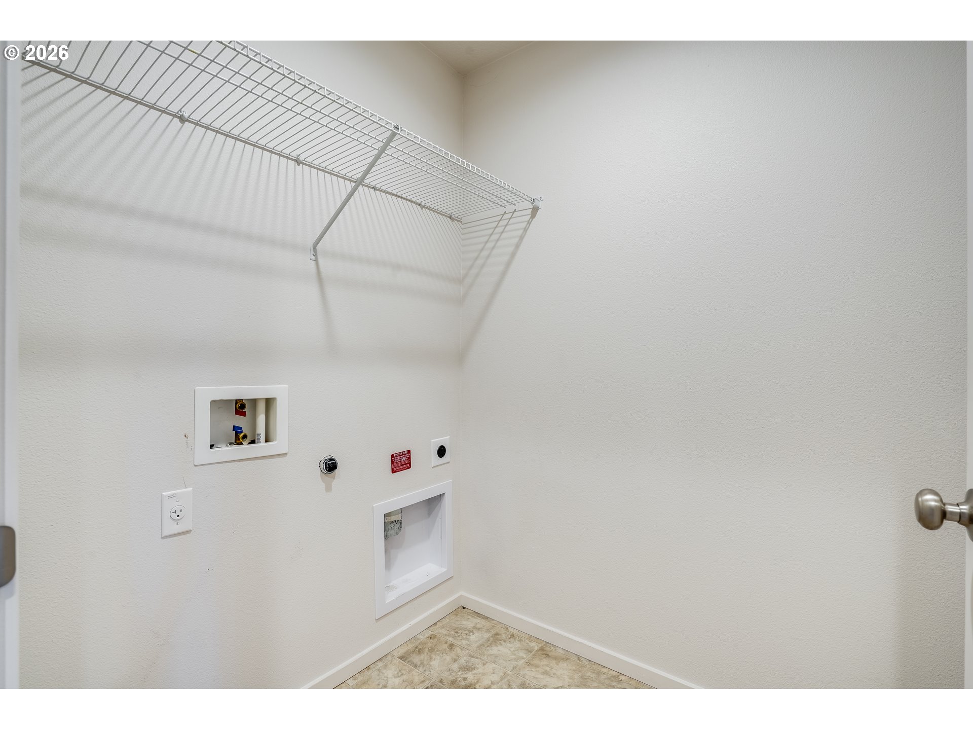 2240 Southeast 16th Street Gresham, OR 97080 - Photo 14 of 31 Laundry