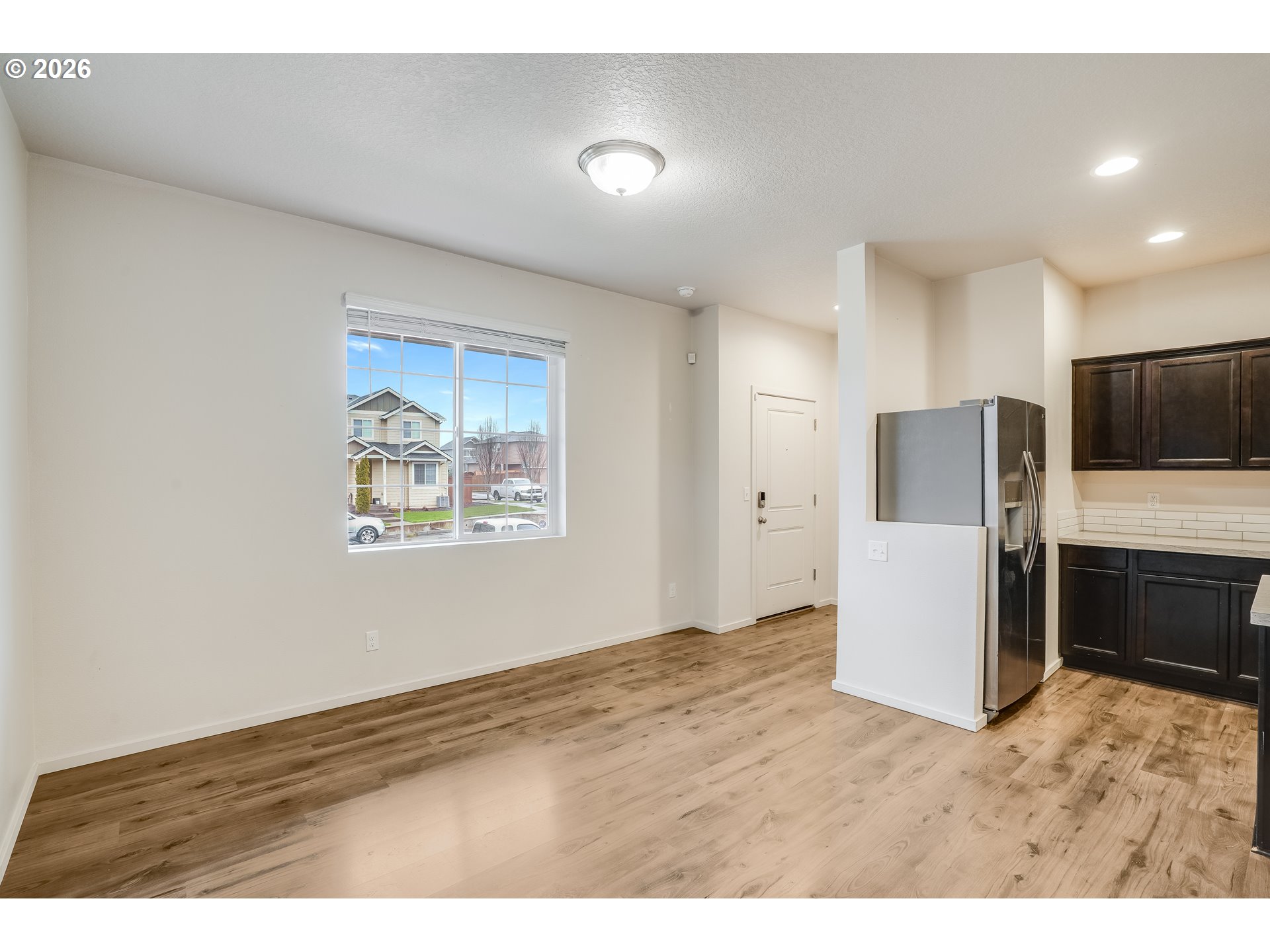 2240 Southeast 16th Street Gresham, OR 97080 - Photo 2 of 31 Entrance/Foyer