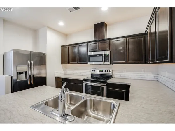 $373,000 | 2240 Southeast 16th Street, Gresham, OR 97080