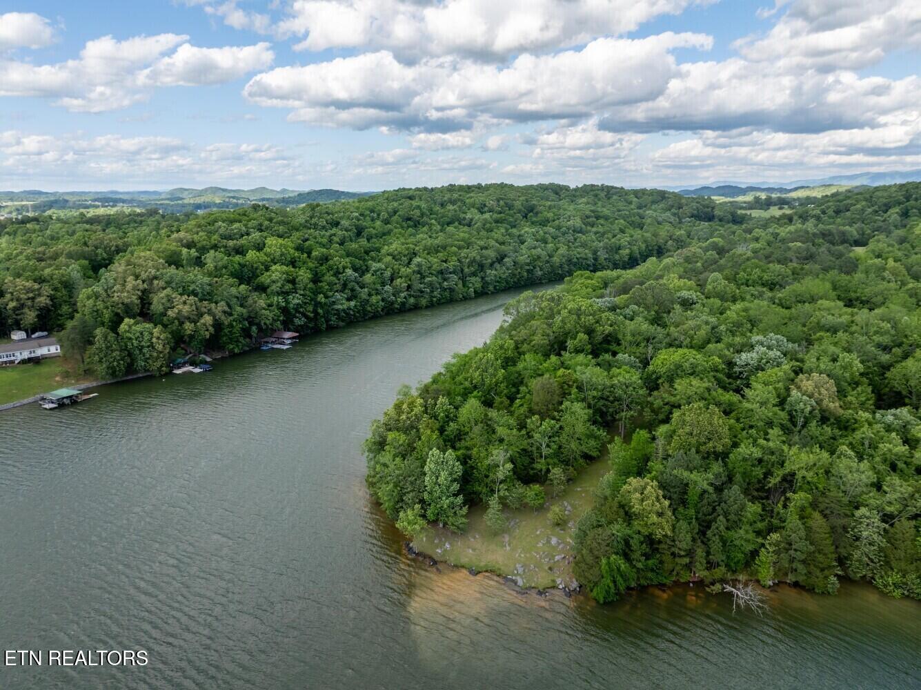 500 Geisler Road Piney Flats, TN 37686 - Photo 7 of 19 6835fde9c5399