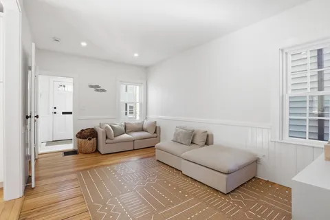 $925,000 | 6 Atkinson Street, Newburyport, MA 01950