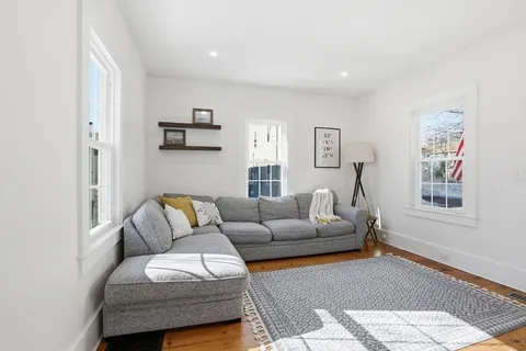 $925,000 | 6 Atkinson Street, Newburyport, MA 01950