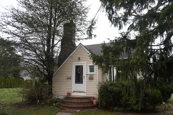 $3,500 | 101 West Meyran Avenue, Somers Point, NJ 08244