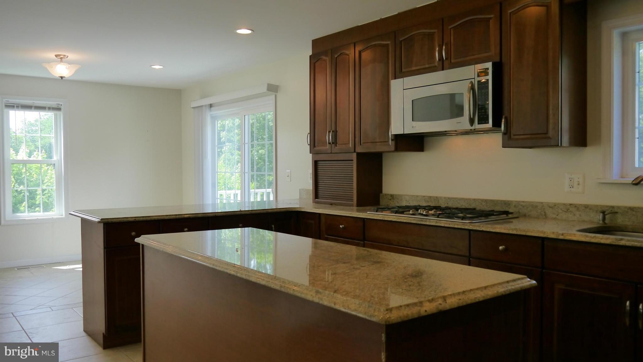 5606 Ranelagh Road White Marsh, MD 21162 - Photo 3 of 14 Kitchen