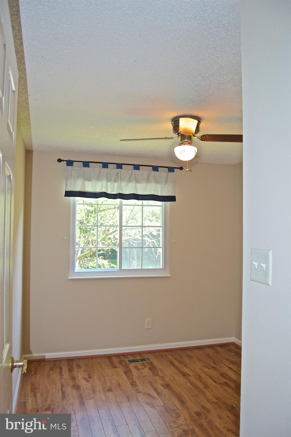 5918 Freds Oak Road Burke, VA 22015 - Photo 13 of 29 Bedroom 2 (Closets in ALL rooms)