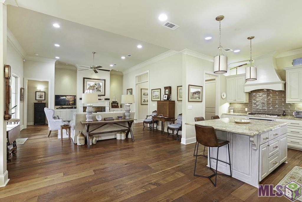 2116 Sugar Cane Baton Rouge, LA 70810 - Photo 9 of 38