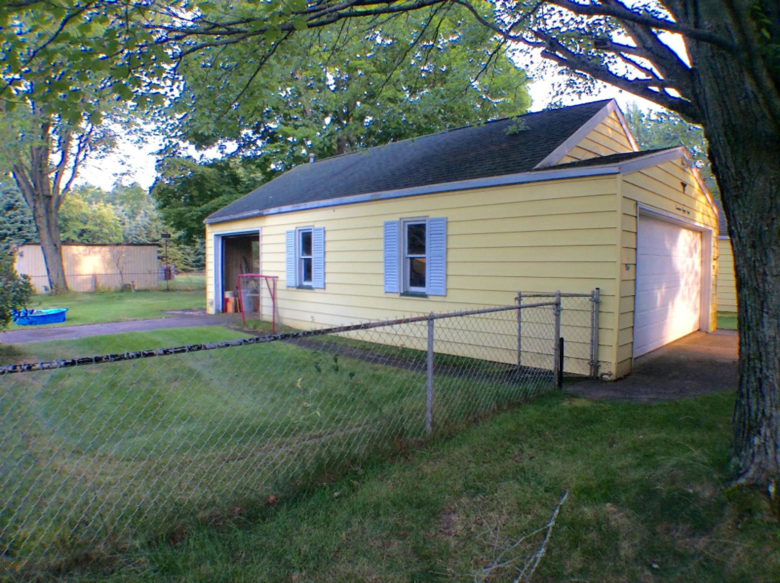 1488 Horton Road Muskegon, MI 49445 - Photo 3 of 31 IMG_3715