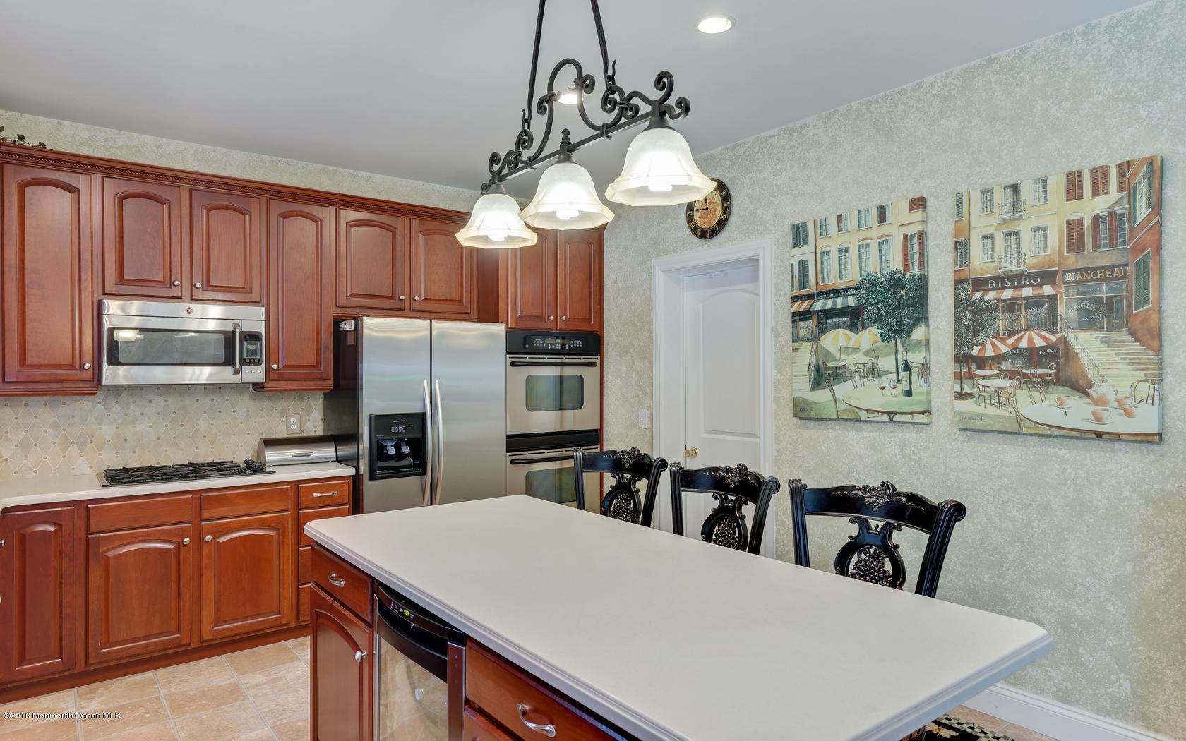 307 Old Deal Road Eatontown, NJ 07724 - Photo 10 of 39 20