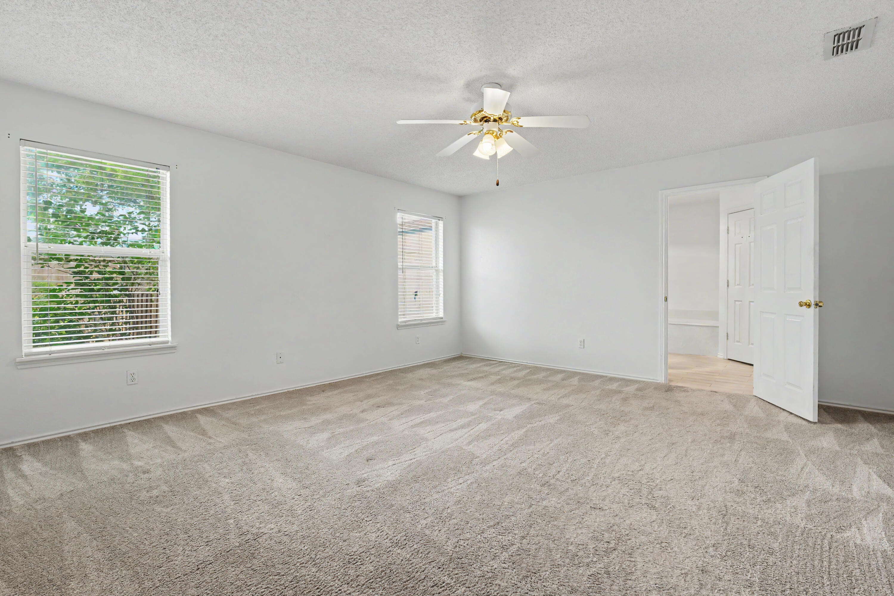 6208 15th Street Lubbock, TX 79416 - Photo 12 of 26 DSC02840