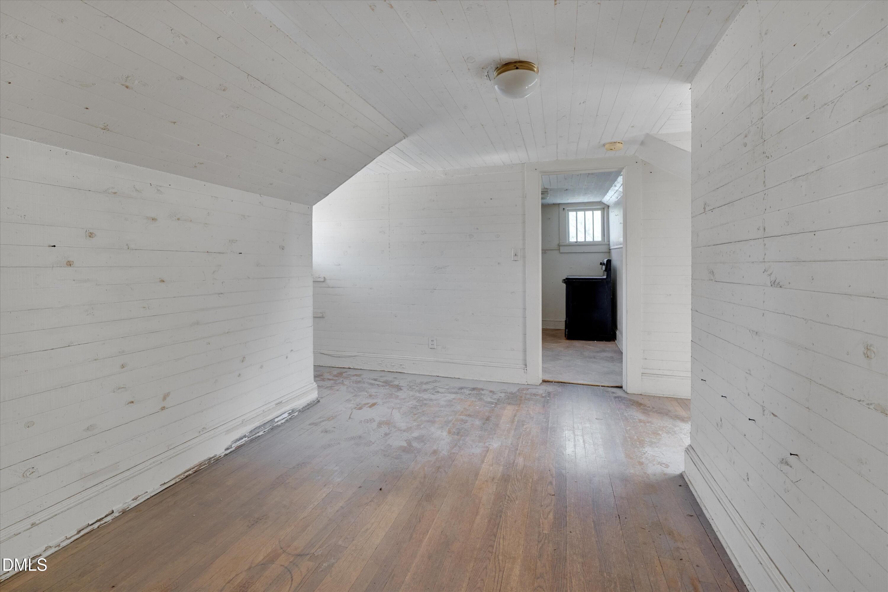 2607 Chapel Hill Road Durham, NC 27707 - Photo 23 of 28