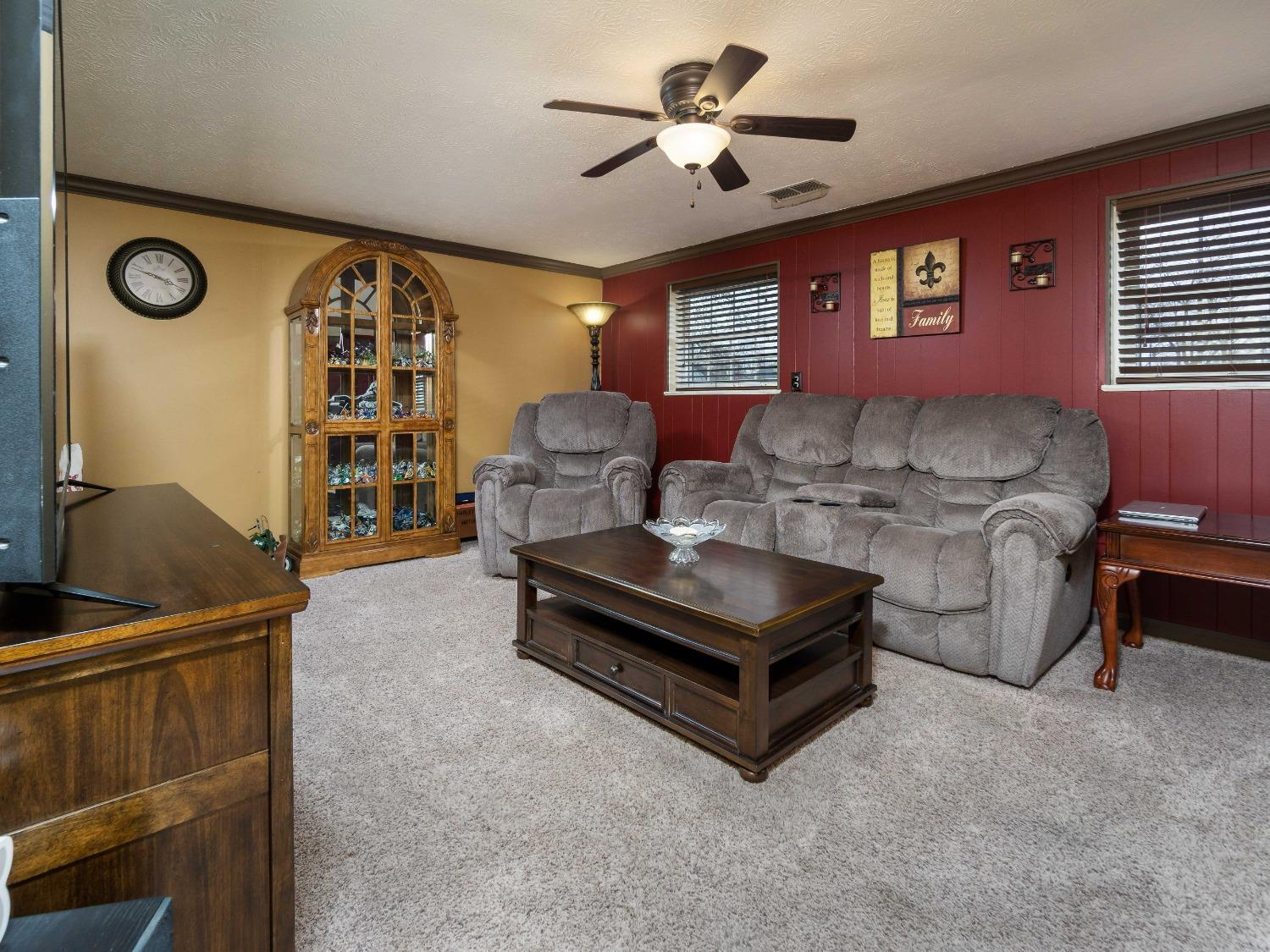 11261 Pippin Road Cincinnati, OH 45231 - Photo 18 of 28