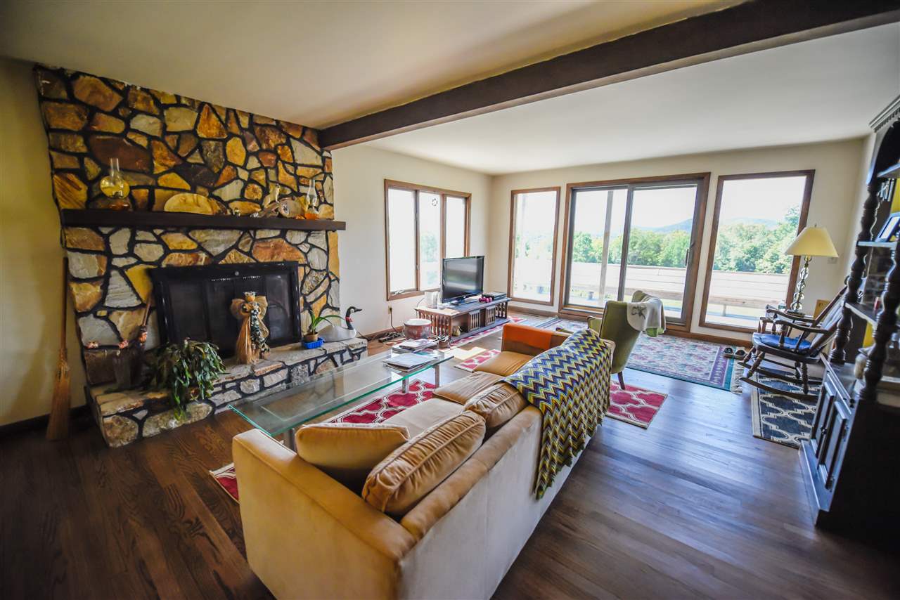 196 Ray Hill Road Wilmington, VT 05363 - Photo 6 of 17 Gallery Image 6