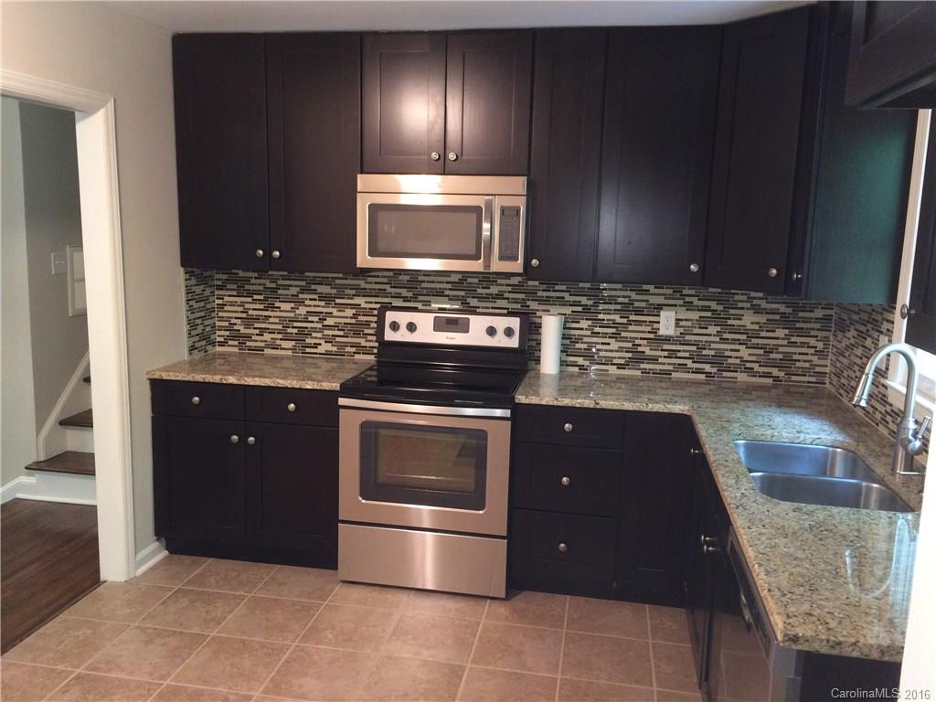 5708 Sharon Road Charlotte, NC 28210 - Photo 2 of 15 Gallery Image 2