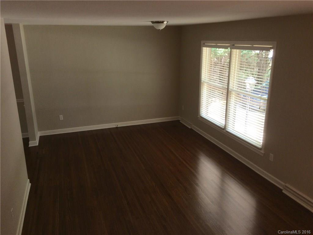 5708 Sharon Road Charlotte, NC 28210 - Photo 3 of 15 Gallery Image 3