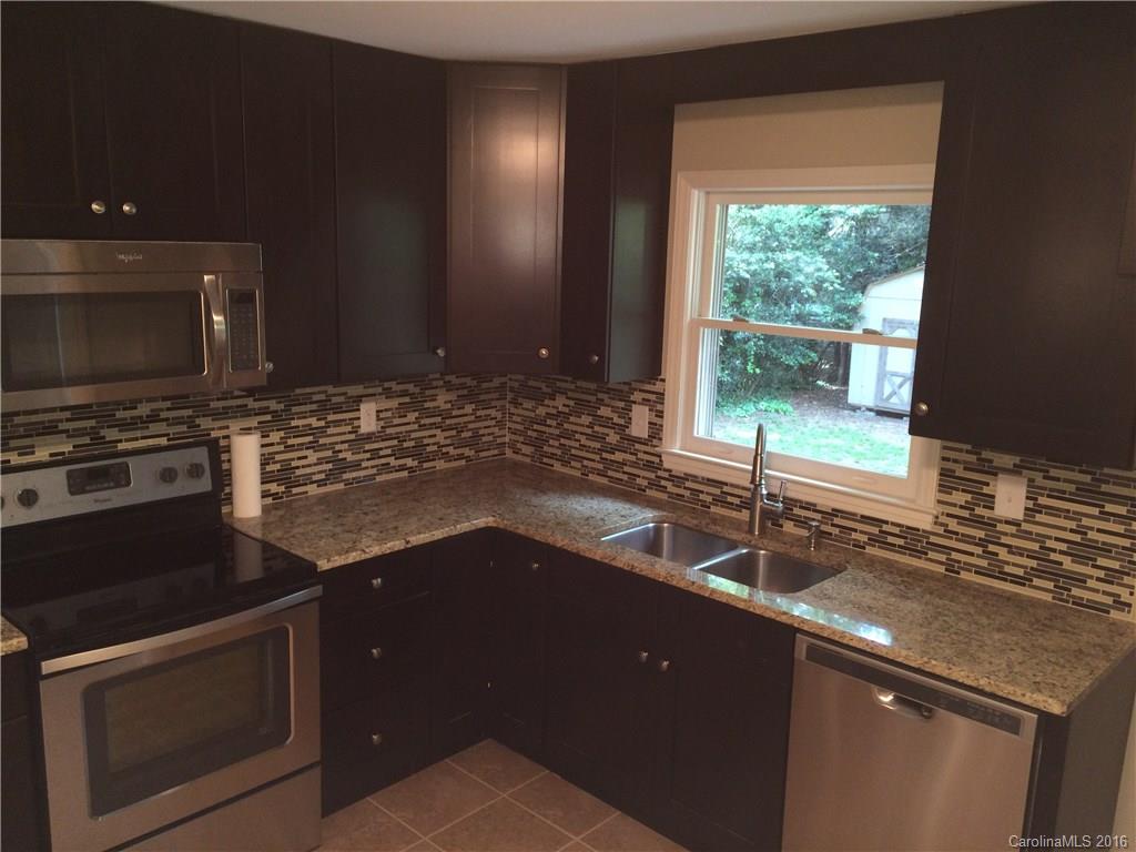 5708 Sharon Road Charlotte, NC 28210 - Photo 4 of 15 Gallery Image 4