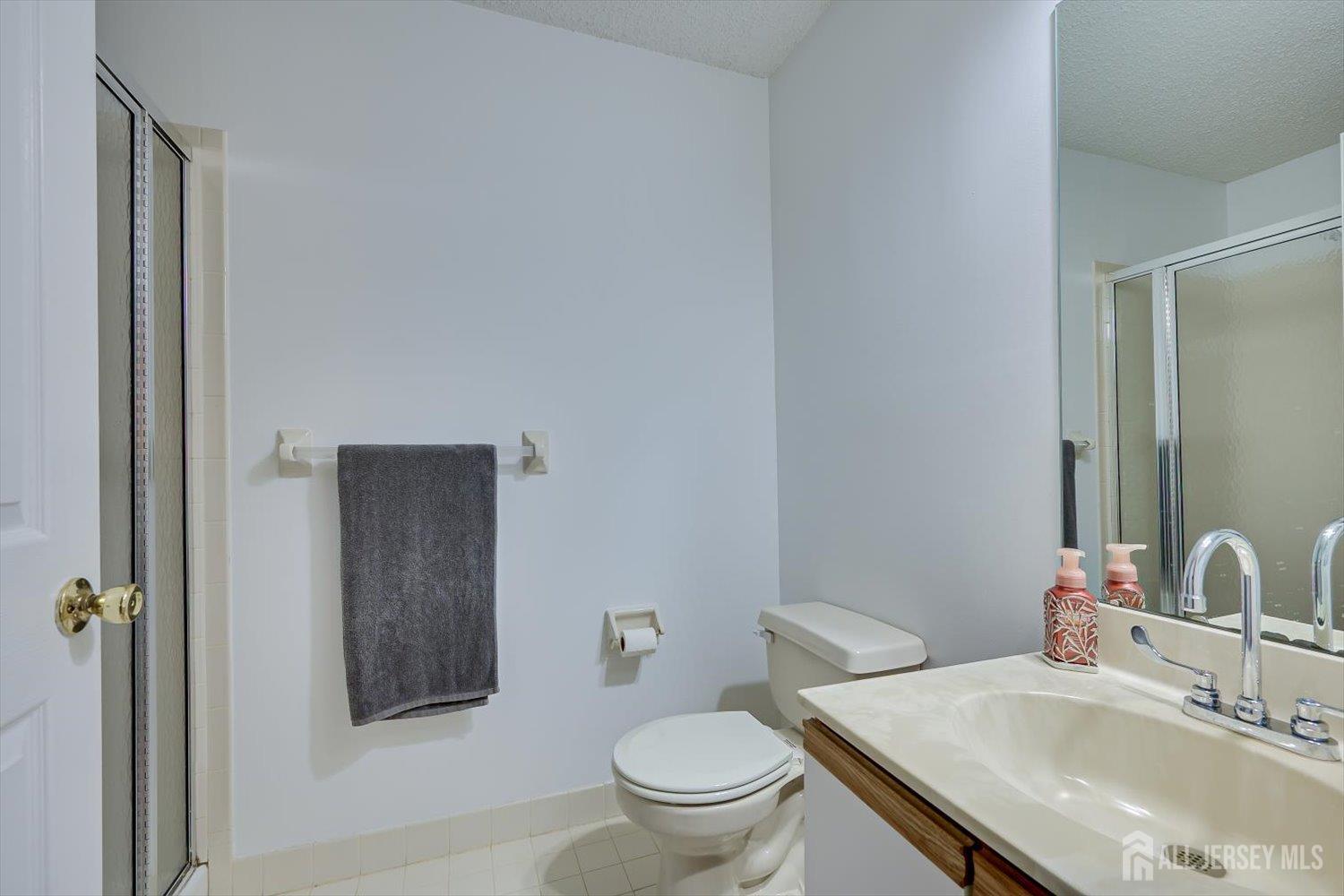 150 Prestwick Way Edison, NJ 08820 - Photo 21 of 23