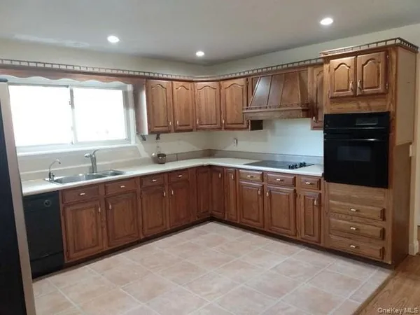 $2,950 | 307 Wildwood Drive, Wappingers Falls, NY 12590