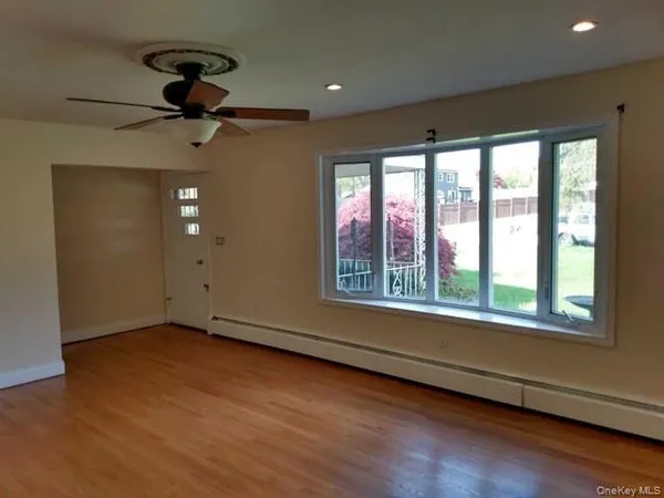 $2,950 | 307 Wildwood Drive, Wappingers Falls, NY 12590