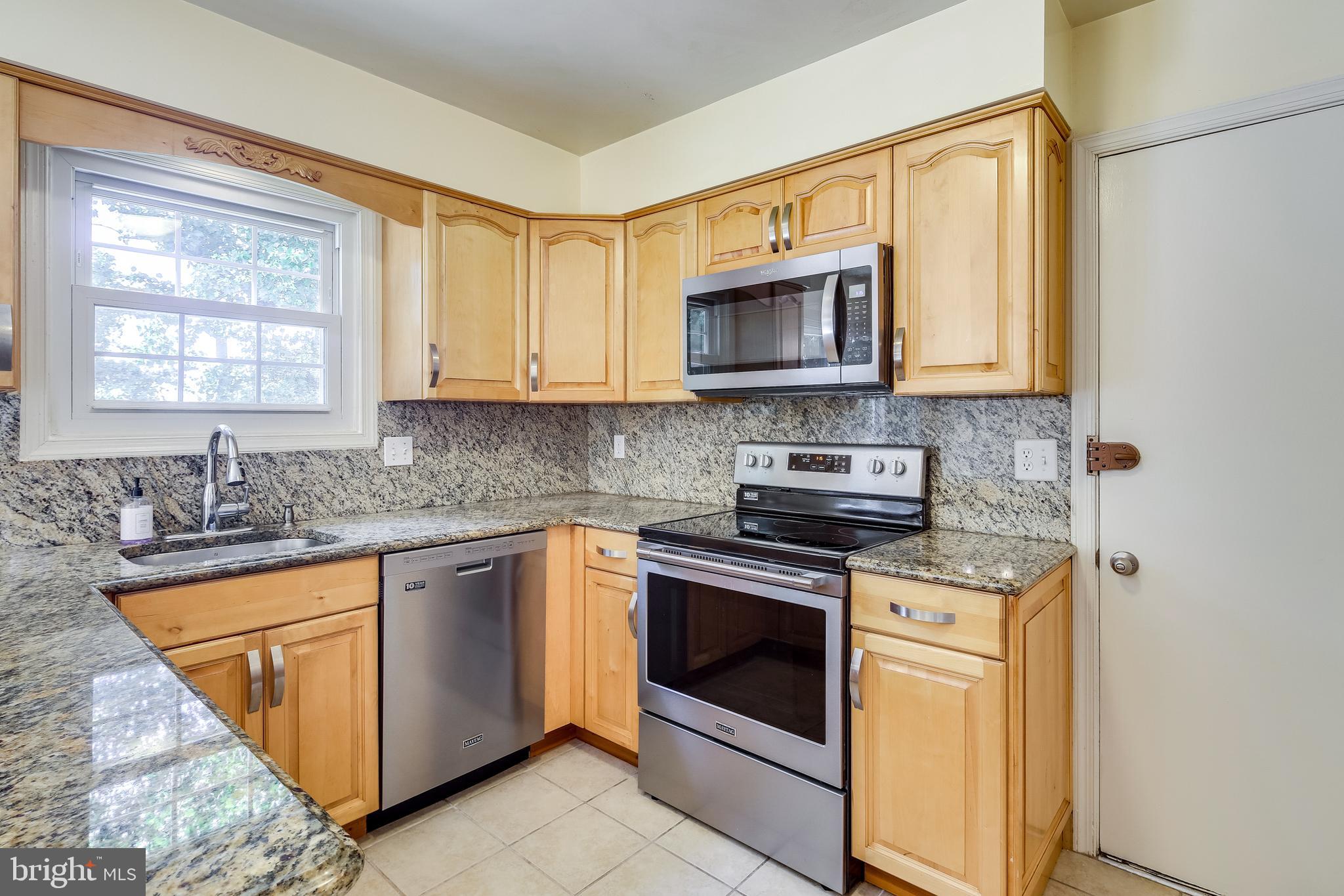 6 Rippling Brook Court Silver Spring, MD 20906 - Photo 10 of 29 Gallery Image 10