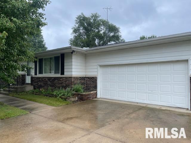 512 North Runkle Street Hanna City, IL 61536 - Photo 1 of 20 Gallery Image 1
