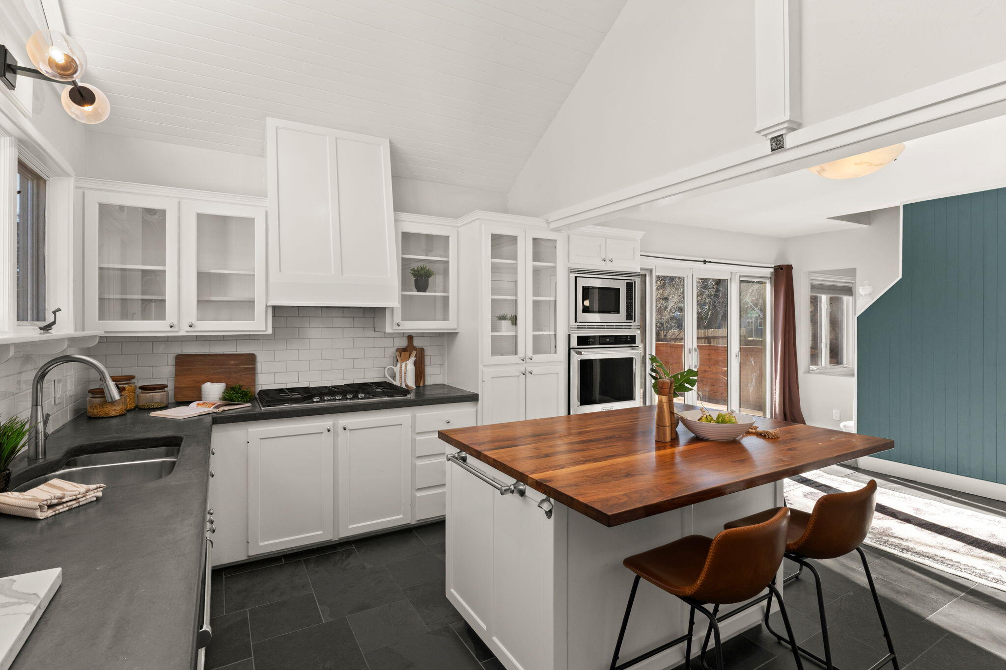 304 North 4th Avenue Hailey, ID 83333 - Photo 6 of 24 Kitchen 2