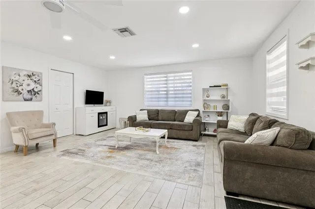 $399,000 | 1015 Roselawn Street, Metairie, LA 70001