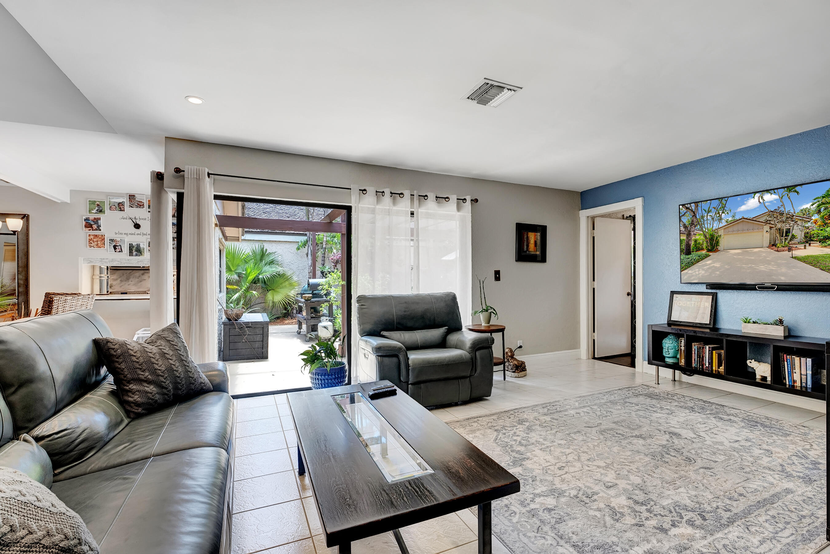 6366 Pond Apple Road Boca Raton, FL 33433 - Photo 11 of 40 DSC01099