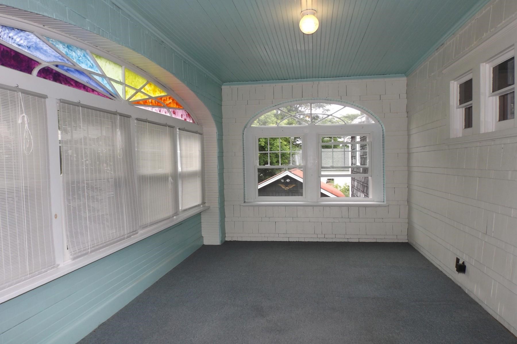 27 Burnham Avenue Rutland, VT 05701 - Photo 5 of 27