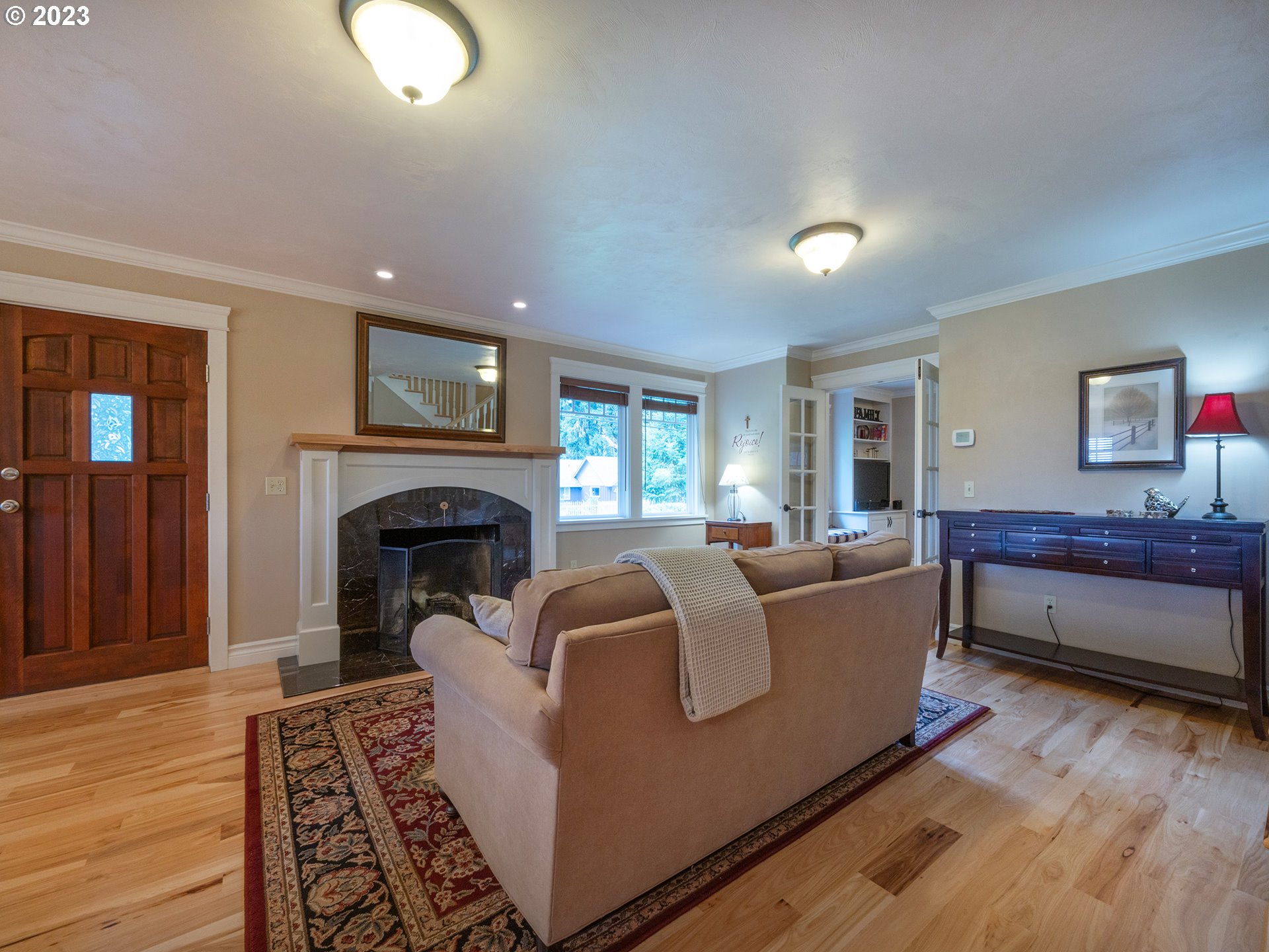 37692 Wheeler Road Dexter, OR 97431 - Photo 5 of 48 a living room with furniture and a fireplace