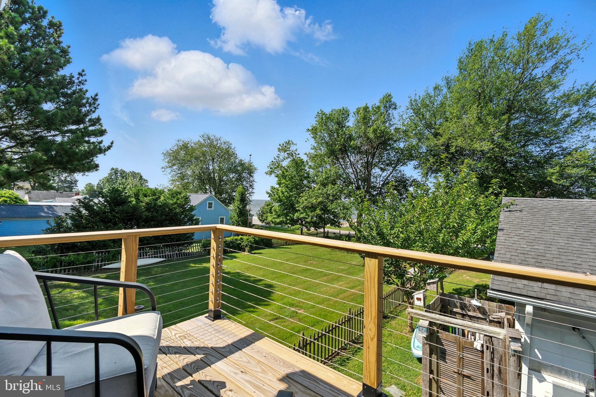 5807 Beach Road Rock Hall, MD 21661 - Photo 27 of 41 Guest house balcony
