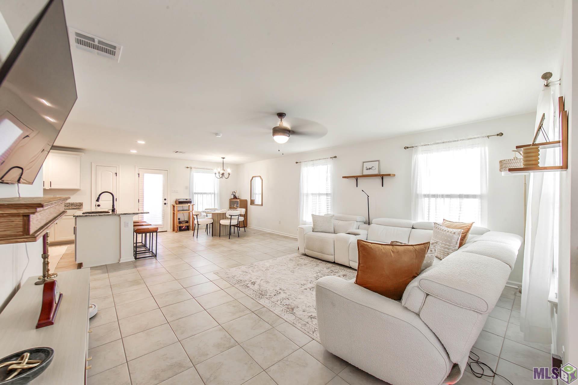 357 Outpost Way Thibodaux, LA 70301 - Photo 3 of 12