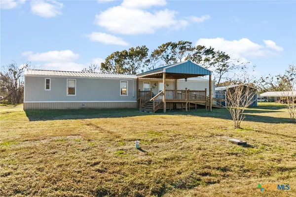 $109,000 | 705 Peabody Street, Edna, TX 77957