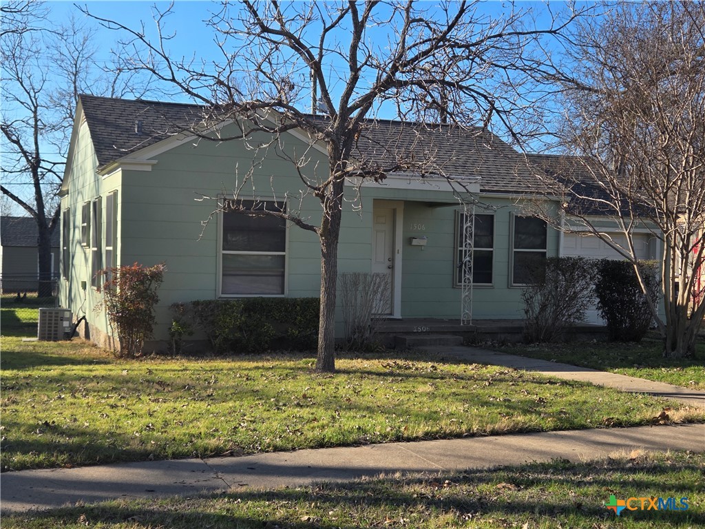 1506 South 9th Street Temple, TX 76504 - Photo 17 of 17 front view of a house with a yard