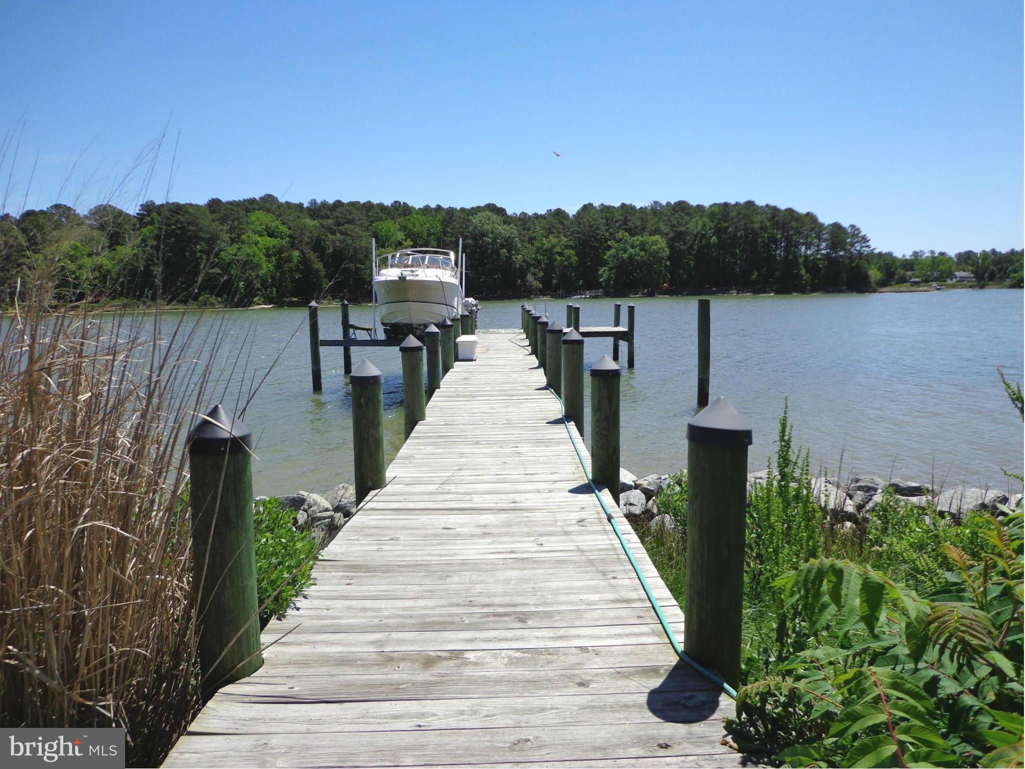 16010 Pleasure Point Ln Ridge Ridge, MD 20680 - Photo 2 of 26 100ft pier with boat lift