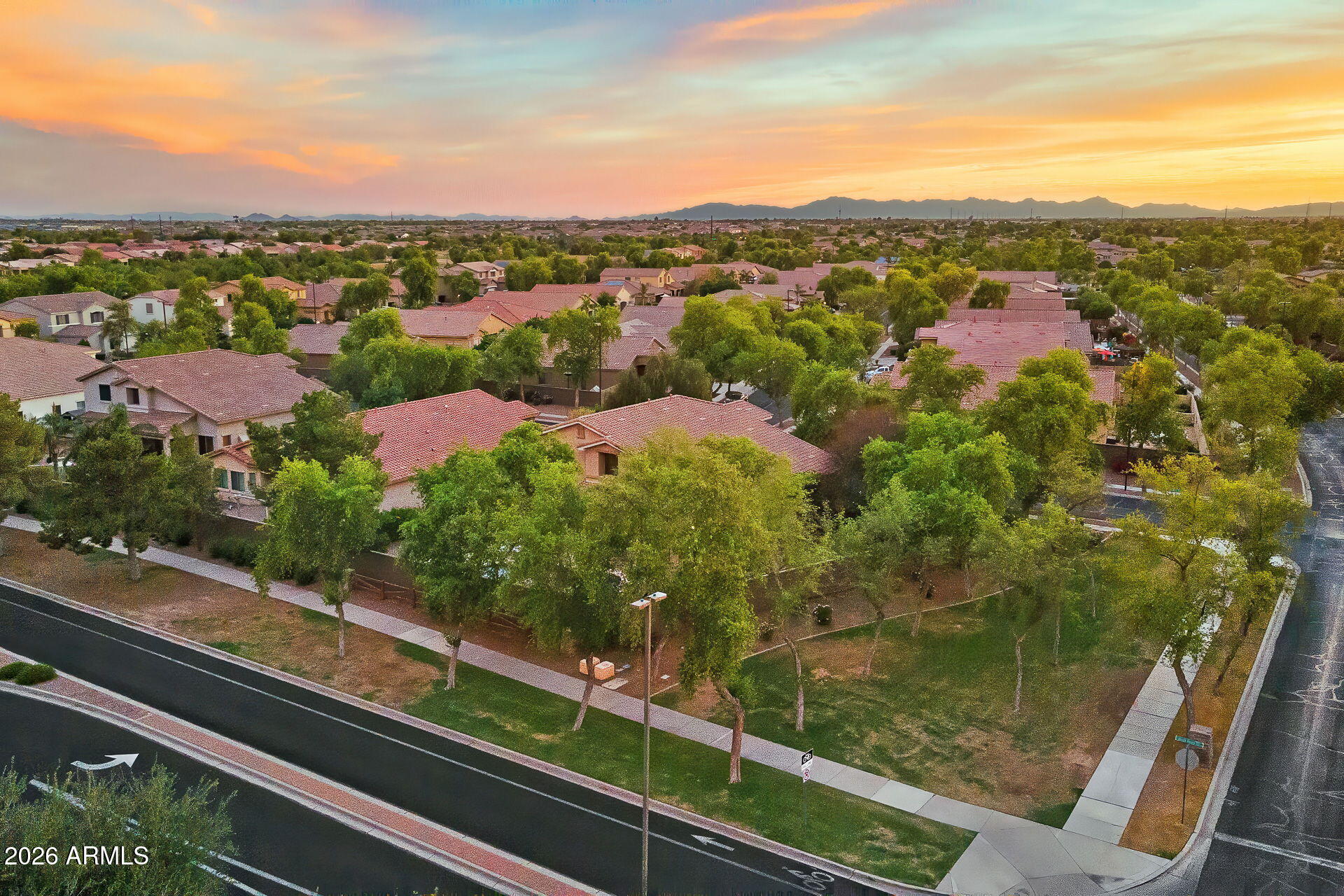 4725 South Rim Road Gilbert, AZ 85297 - Photo 52 of 81 60-web-or-mls-4725 S Rim Rd-60