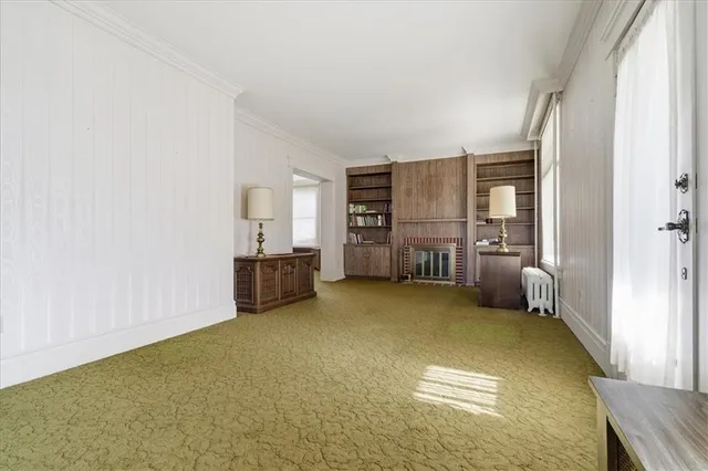 a view of a livingroom with furniture