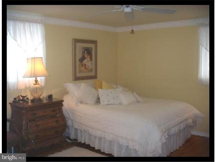 236 Frederick Road Havertown, PA 19083 - Photo 9 of 20 Bedroom - Main