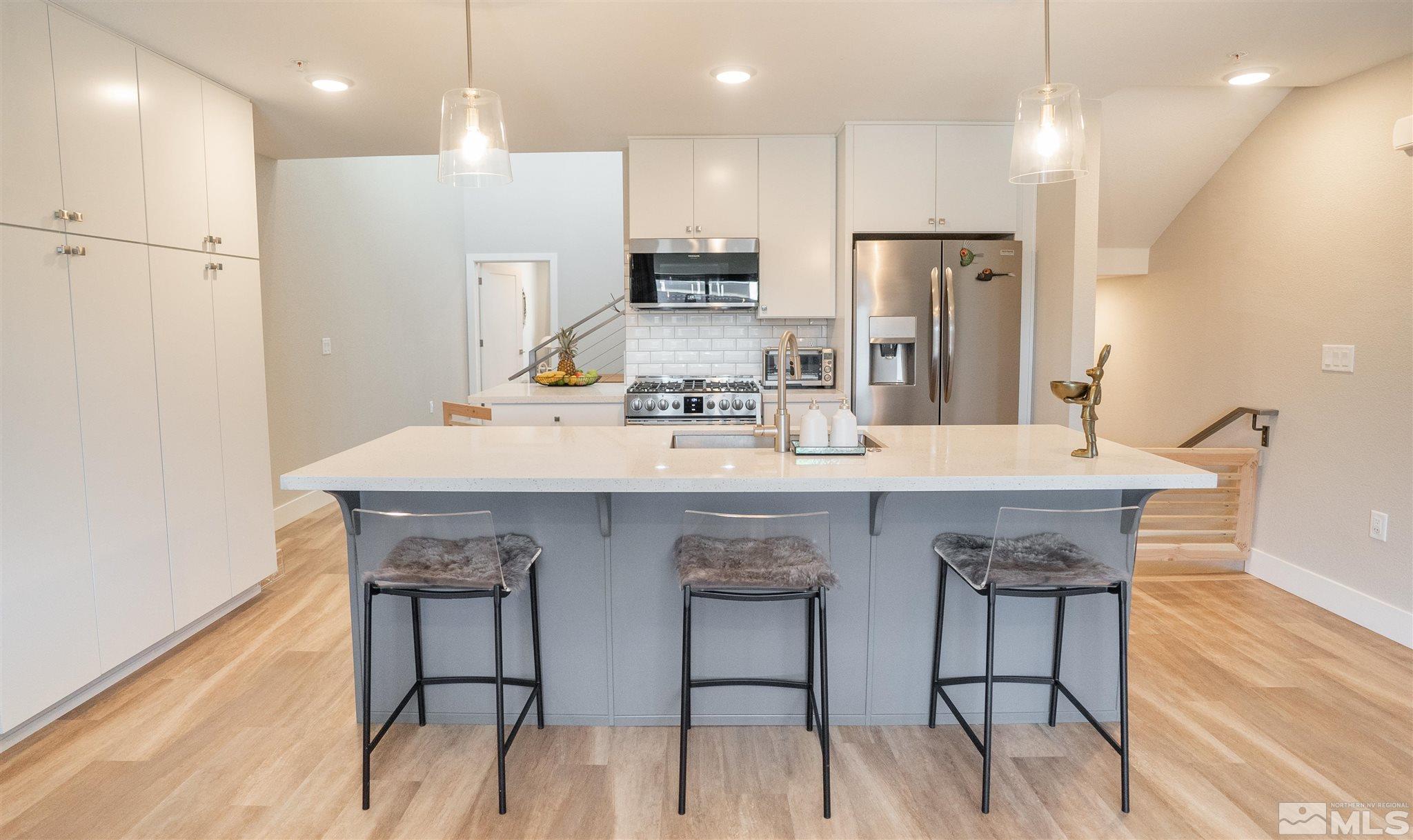 3098 Cashill Boulevard Reno, NV 89509 - Photo 8 of 24 Photo 8