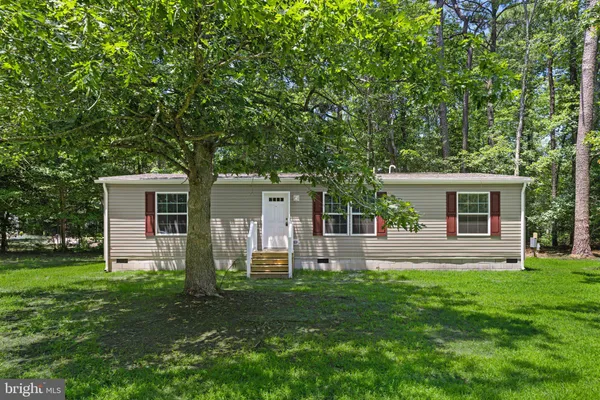 $345,000 | 33350 Sycamore Street, Ocean View, DE 19970