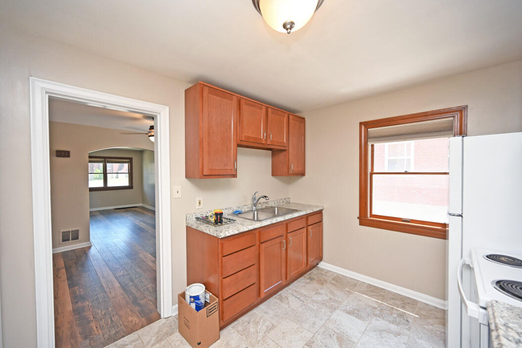 27 Pleasant Ridge Avenue, Unit 1 Fort Mitchell, KY 41017 - Photo 14 of 30