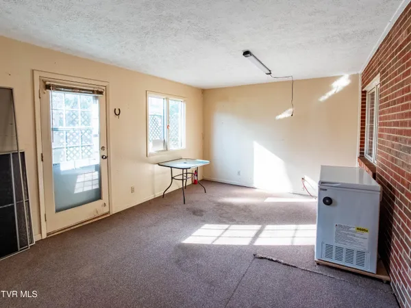 $159,900 | 802 Locust Street, Unit 3, Rogersville, TN 37857