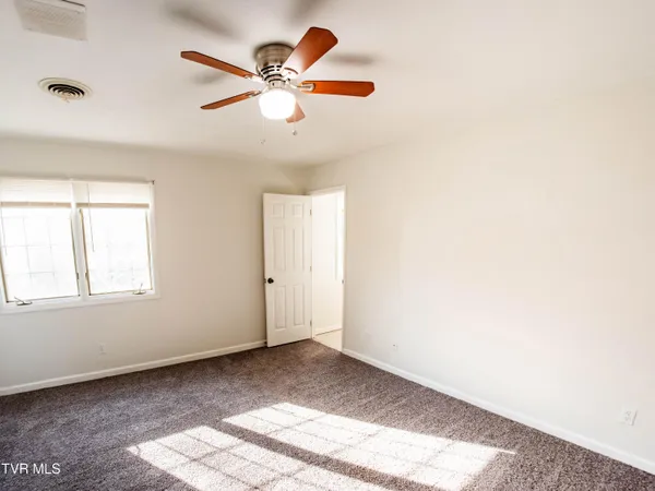 $159,900 | 802 Locust Street, Unit 3, Rogersville, TN 37857