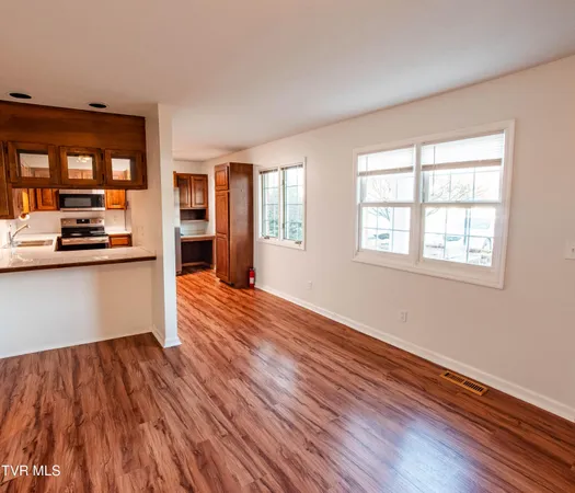 $159,900 | 802 Locust Street, Unit 3, Rogersville, TN 37857