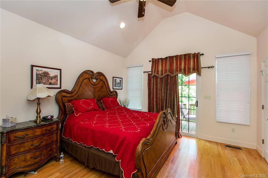 34 Tatham Road Hendersonville, NC 28792 - Photo 22 of 39 Gallery Image 22