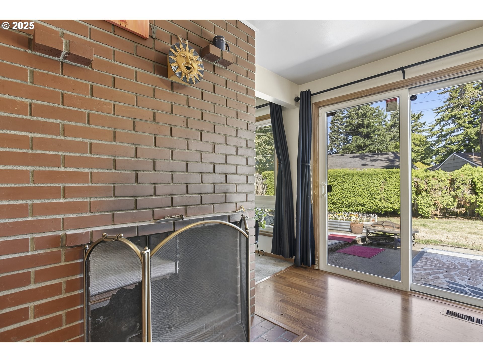 17821 Southeast Morrison Court Portland, OR 97233 - Photo 15 of 39