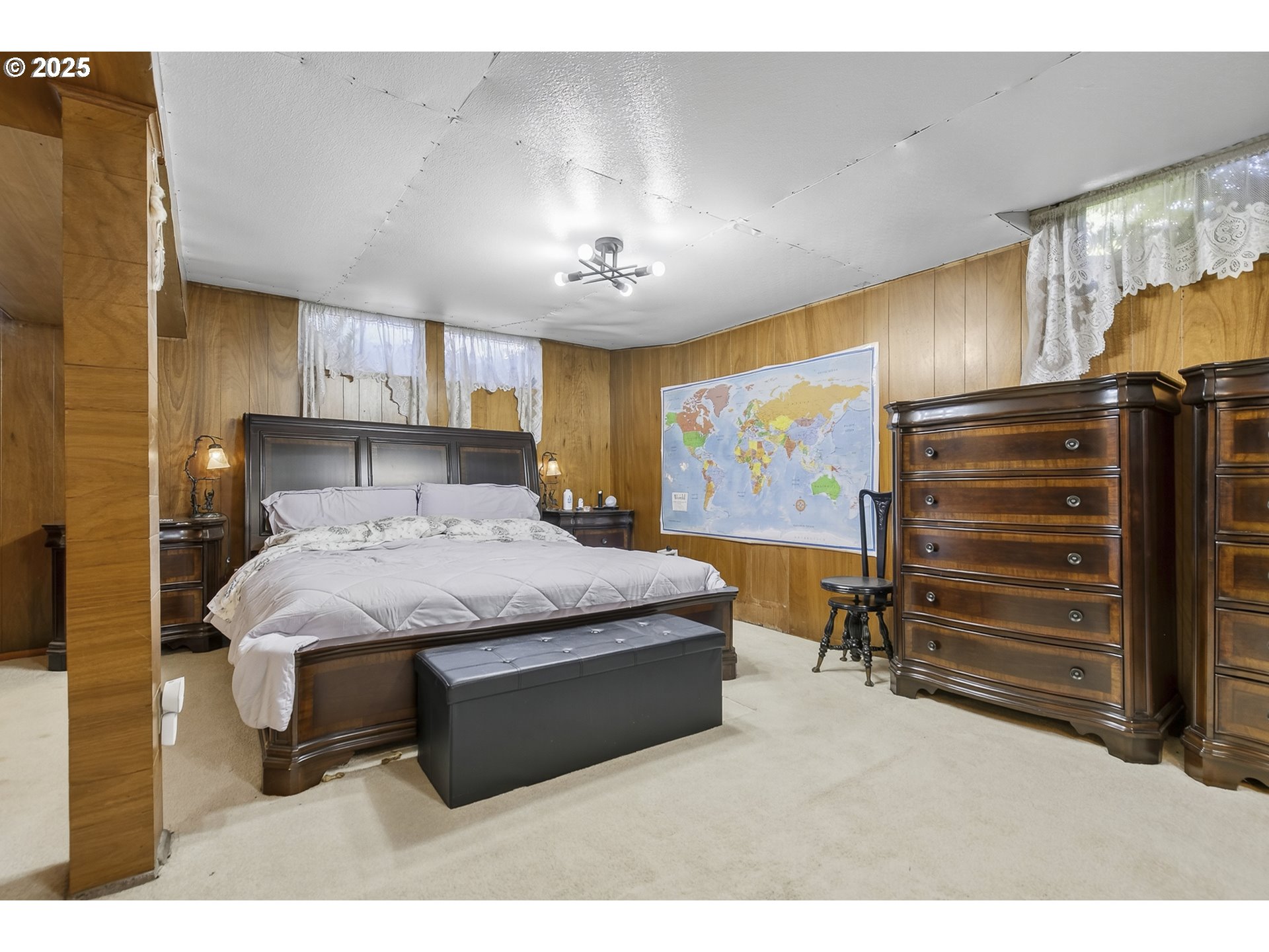 17821 Southeast Morrison Court Portland, OR 97233 - Photo 22 of 39