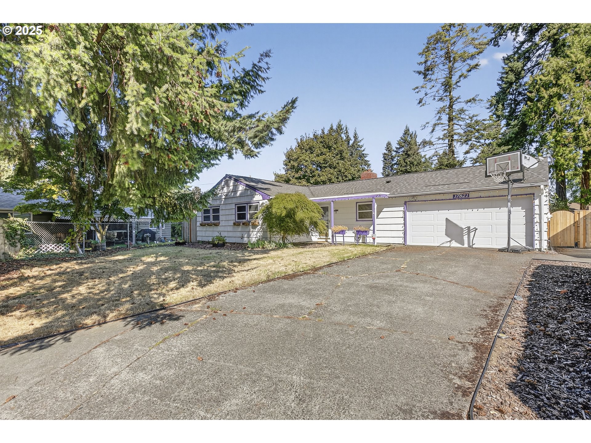 17821 Southeast Morrison Court Portland, OR 97233 - Photo 3 of 39