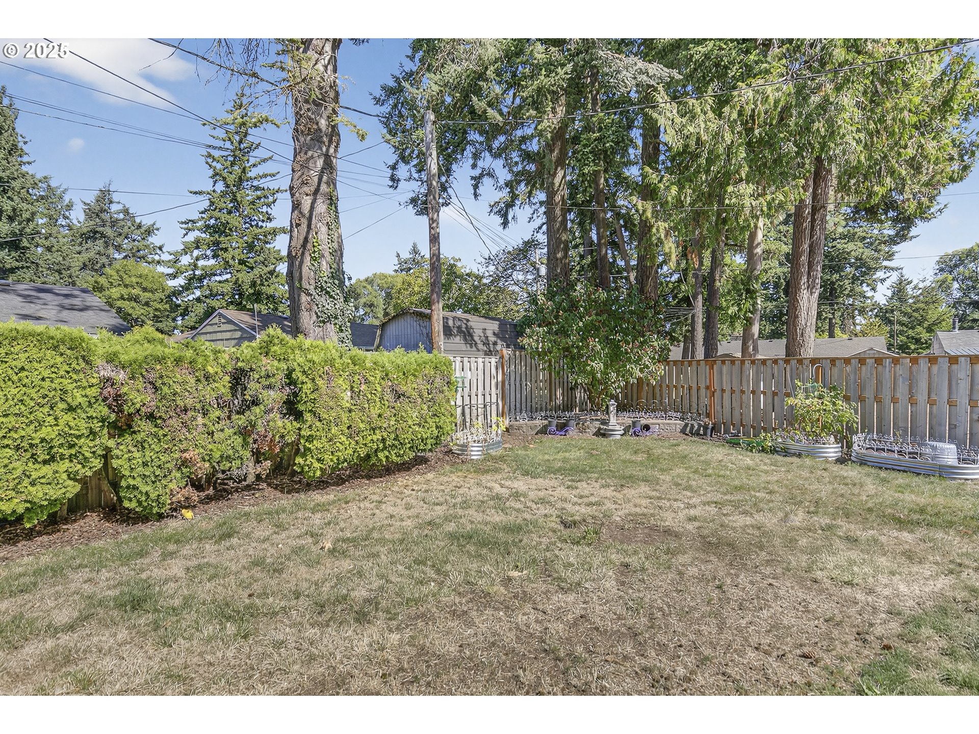 17821 Southeast Morrison Court Portland, OR 97233 - Photo 33 of 39